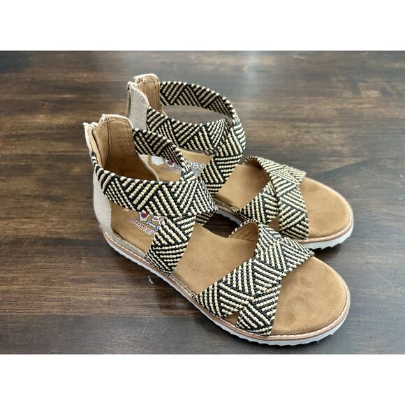 Bobs from Sketchers womens shoe size 6 memory foam sandal - Picture 1 of 4